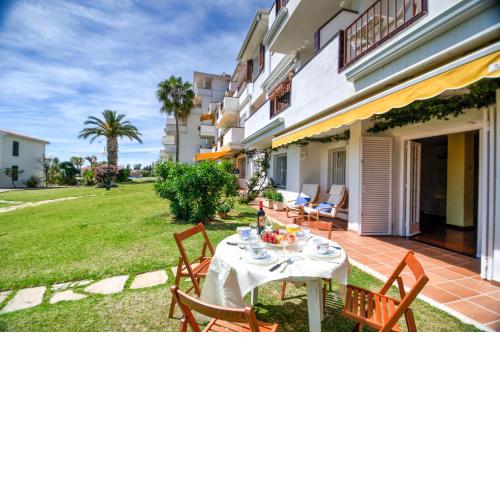 The Porch by Hello Homes Sitges