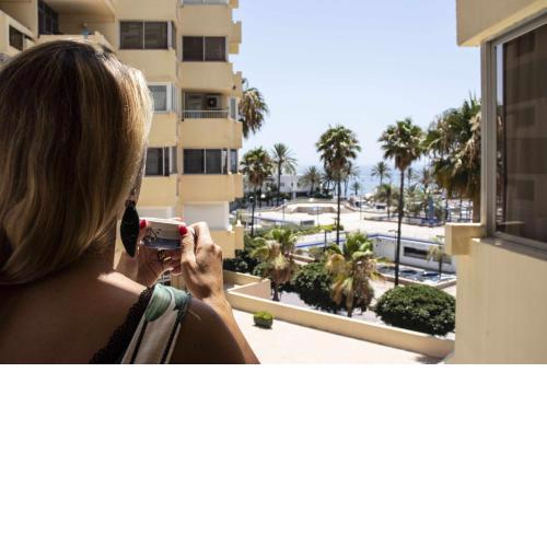 The Port estudio en el Puerto Deportivo de Marbella en 1ª línea de playa