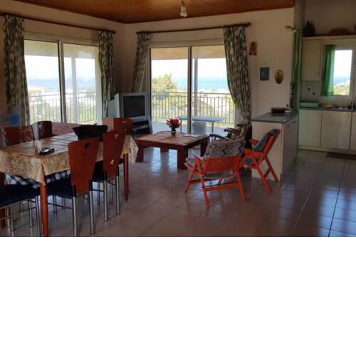 The sea view house of Xenia and Panos