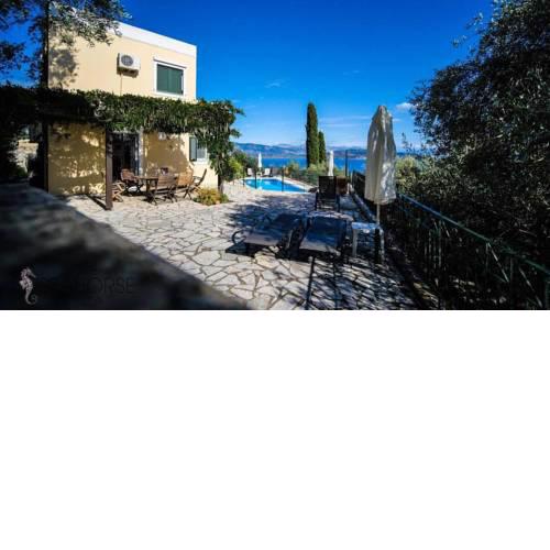 The Seahorse Villa : Amazing pool house with a stunning view over Agni Bay
