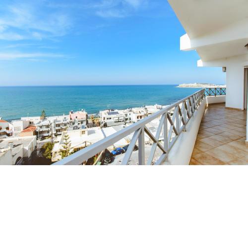The Sheltering Sky / Breathtaking Sea View