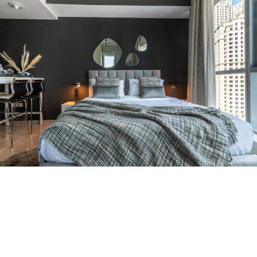 The Smart Concierge - Bay Central