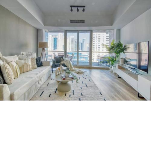 The Smart Concierge - Damac Waves