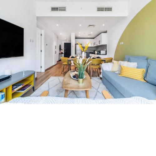 The Smart Concierge - Royal Oceanic