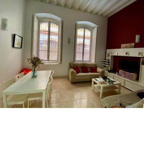 The Traveller`s house La Casona de Arboli en el centro con wifi