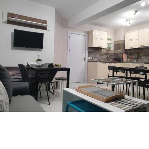 The Twins Varna 2 BR, apt 5 at 15 Tsani Ginchev Street, fl 3
