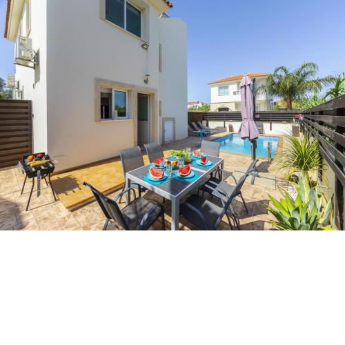 The Ultimate Guide to Renting Your Luxury 3 Bedroom Villa near the Beach, Protaras Villa 1478