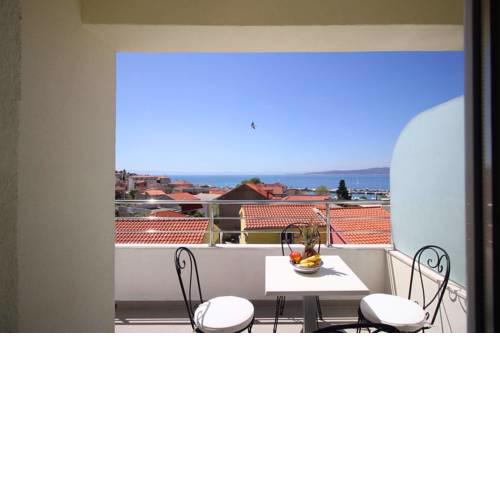 The view apartments Bilin san