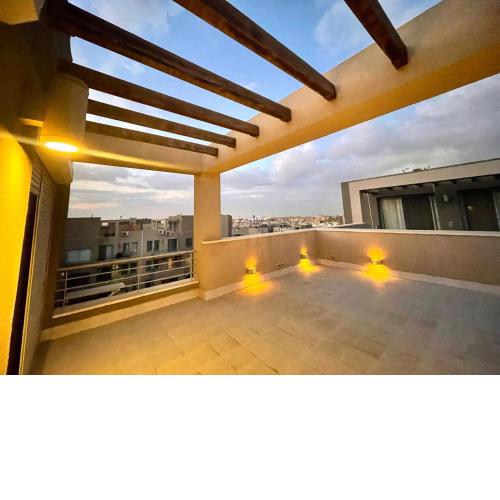 The Village Gate - Penthouse - Palm Hills