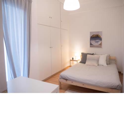 The White flat 3