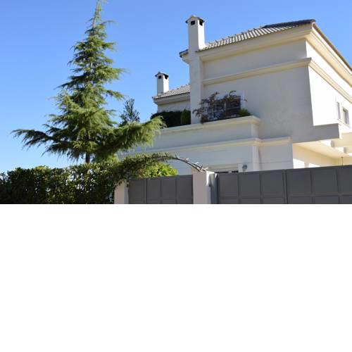 The White Villa Lagonisi