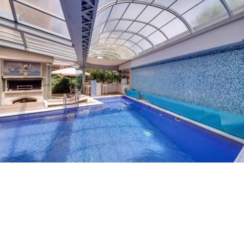 The wonderful Villa close to Airport
