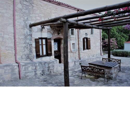 Theano Traditional House Mountain and Field view