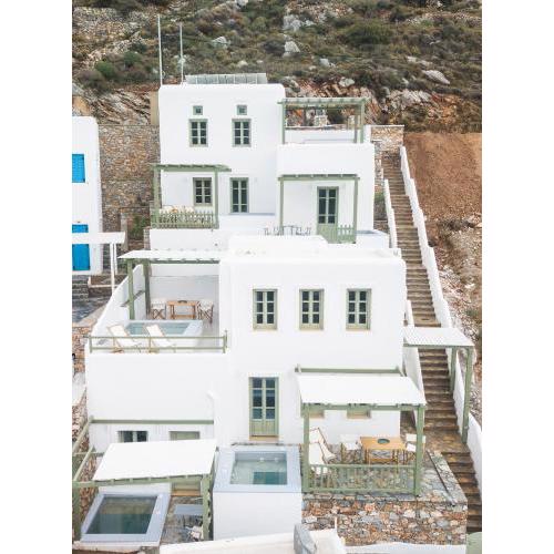 Theasis Suites