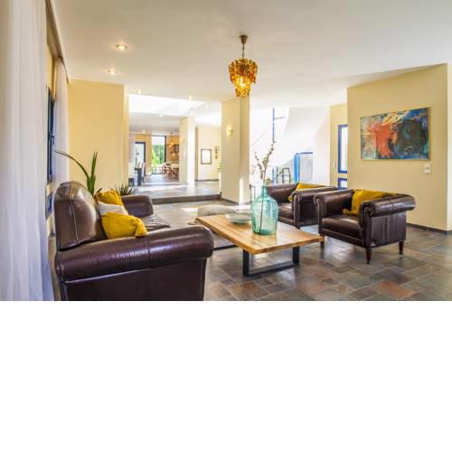 Themis Private Villa with Pool & Jacuzzi