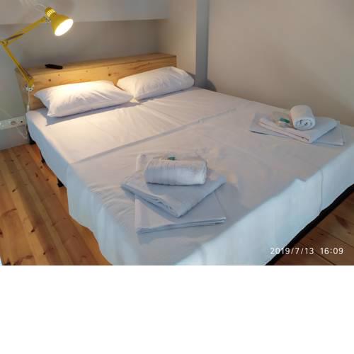 Thess Rooms