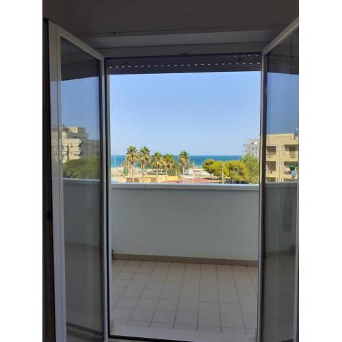 Three arches lido apartment ter