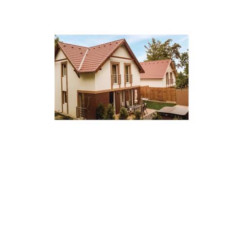 Three-Bedroom Holiday Home in Balatonkenese