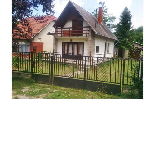 Three-Bedroom Holiday Home in Balatonszemes