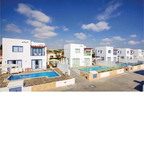 Three-Bedroom Holiday Home in Chlorakas