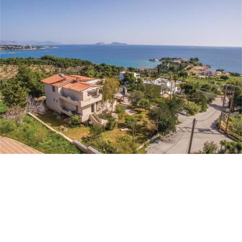 Three-Bedroom Holiday Home in Ermioni