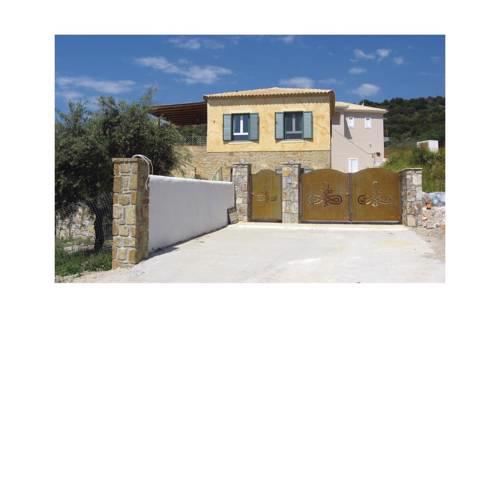 Three-Bedroom Holiday Home in Finikounda-Messinias