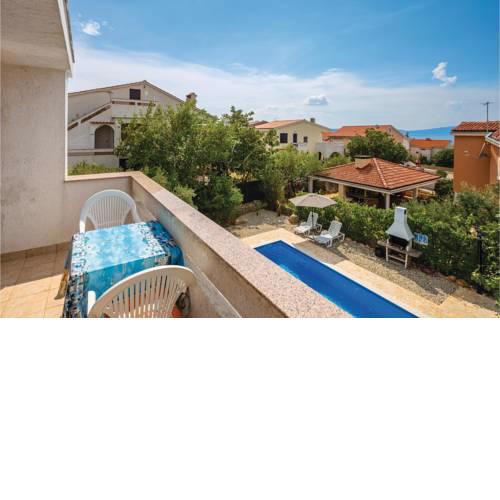 Three-Bedroom Holiday Home in Punat
