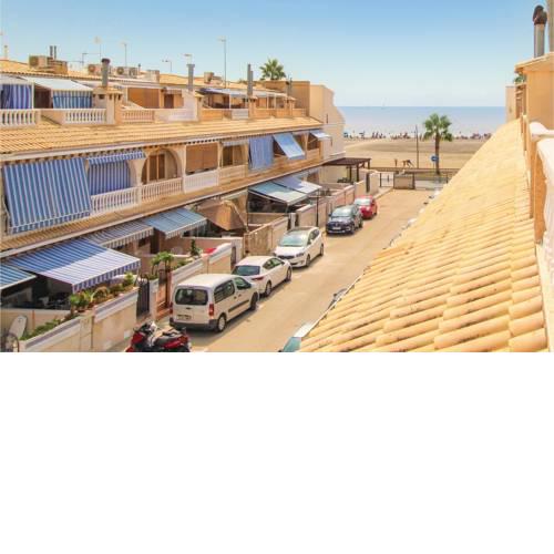 Three-Bedroom Holiday Home in Santa Pola