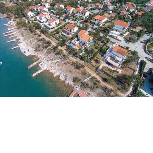 Three-Bedroom Holiday home with Sea View in Klimno