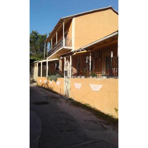 ΑΓΓΕΛΙΚΗ (Three Bedrooms Ground Summer House)