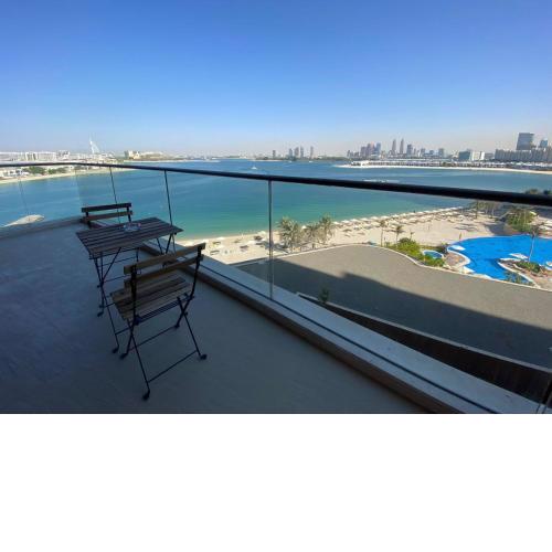 Tiara Emerald - 1BR Apartment - Allsopp&Allsopp