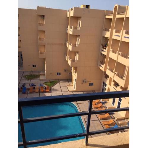 Tiba resort/ pool/ kitchen/ near to el gouna