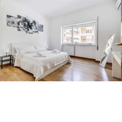 Tiburtina White House