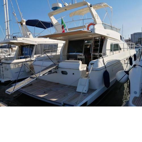 Time Out FERRETTI 45