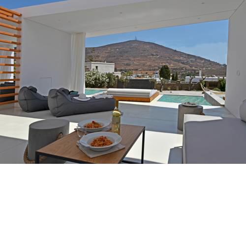 Tinos Blend Suites