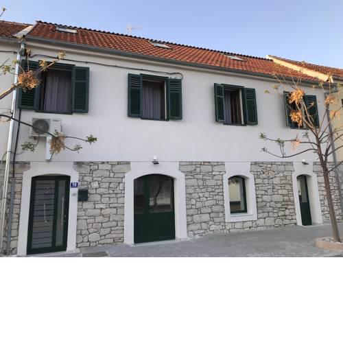 Tisno Central Apartments