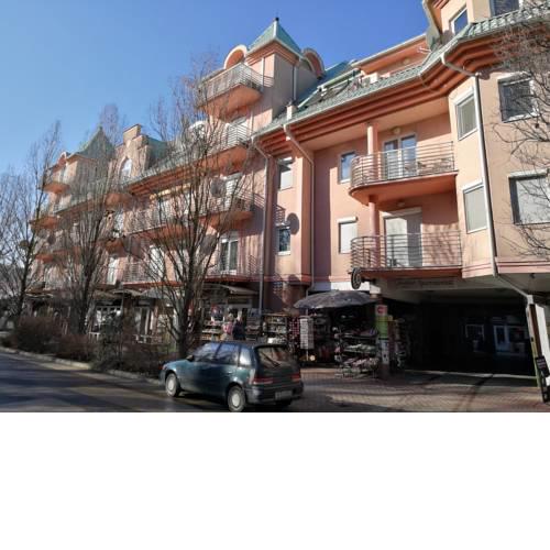 Tó Apartment