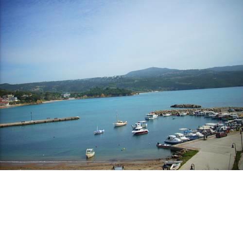 To limanaki