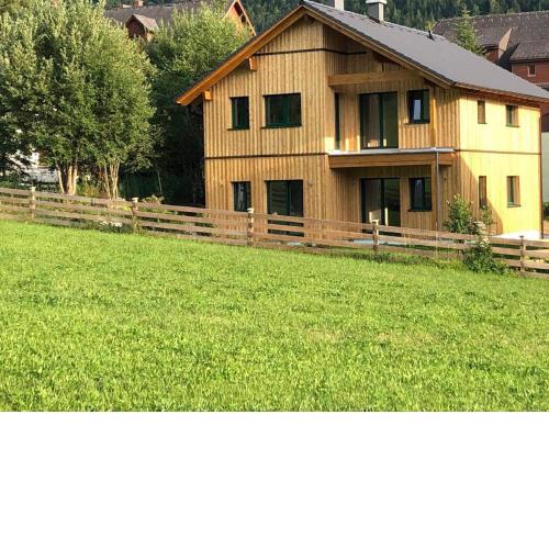 Tolle Wohnung in Bad Aussee mit Garten und Grill und Bergblick