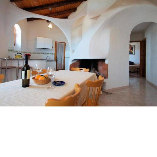 Tolles Ferienhaus in La Ciaccia mit Möblierter Terrasse