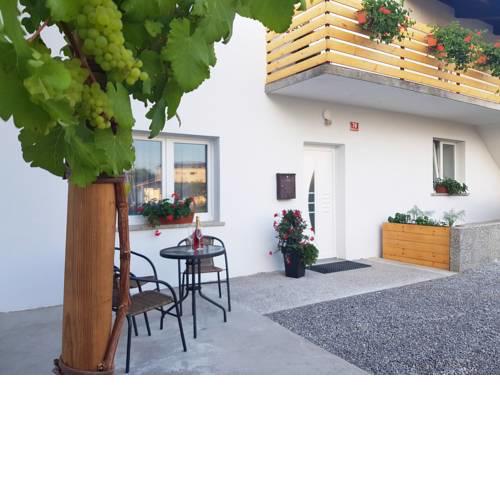 Tomažič Family Farm Winery