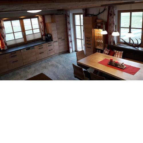 Tonis Chalet Häusl DOG-100