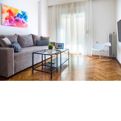 TONI'S Classy Home in Kolonaki, local's Gem