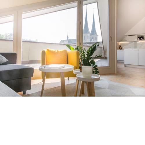 Top City Center Apartments location next to Lion Monument