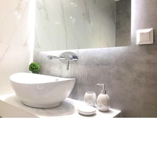 TopStudio D5 @ Monastiraki Metro