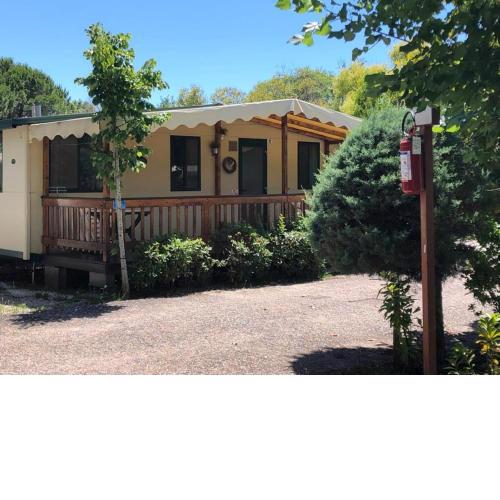 Toskana-Viareggio-Chalet-Zona-Rosa-1-mit-Klimaanlage-und-Wlan