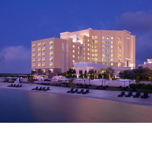 Traders Hotel, Abu Dhabi