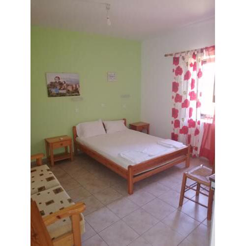 TRADIOTIONAL HOUSE ALEPIS IN AREOPOLIS