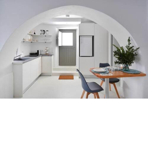 Traditional decorated 2 ppl apartment in Lefkes