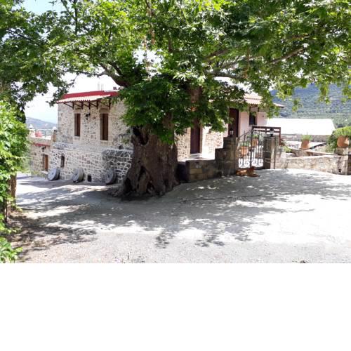 Traditional House Koukounara